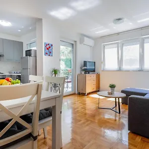 Lovely Apartament
